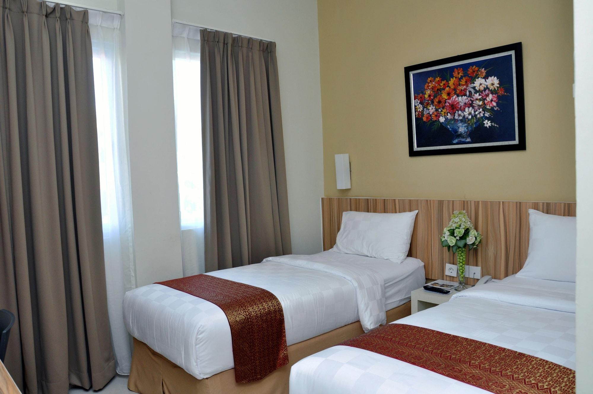 Rangkayo Basa Halal Hotel Padang  Luaran gambar