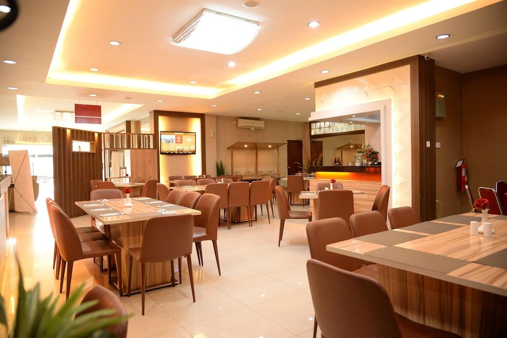 Rangkayo Basa Halal Hotel Padang  Luaran gambar
